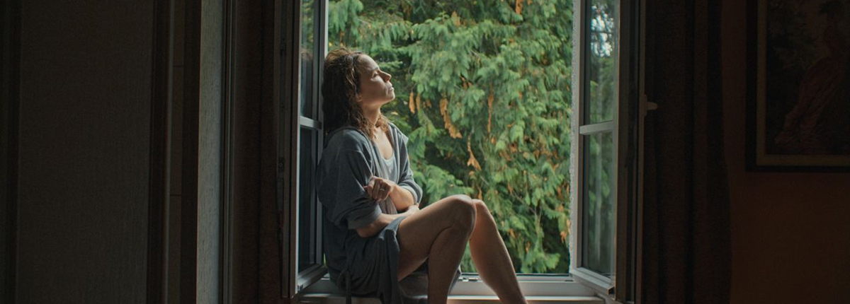 AILLEURS SI J’Y SUIS